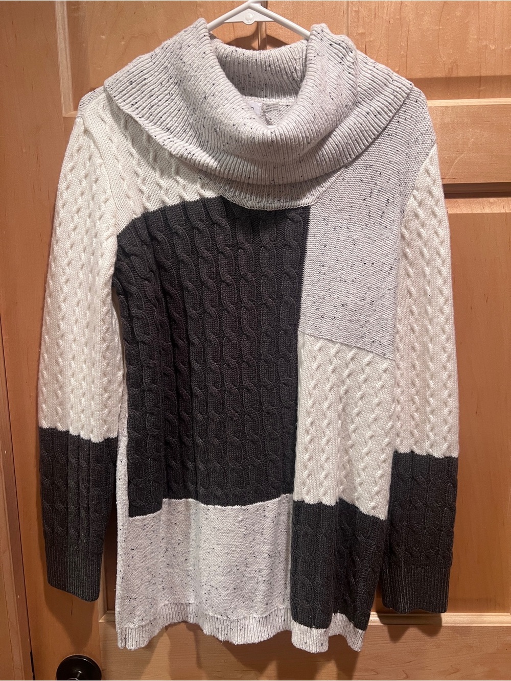 Calvin Klein Women’s Cozy Grey/Cream Cowl Neck Sweater Patchwork Cable Knit Med